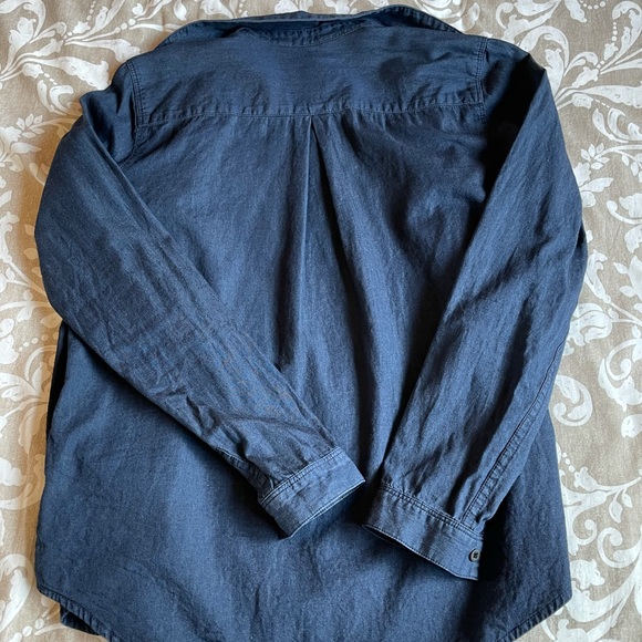 Calvin Klein Simple Button Up - Picture 2 of 4